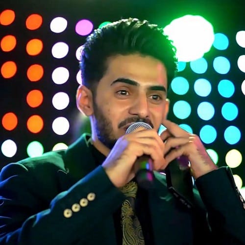 آهنگ هر شب توی خیابون شبگردم و آواره